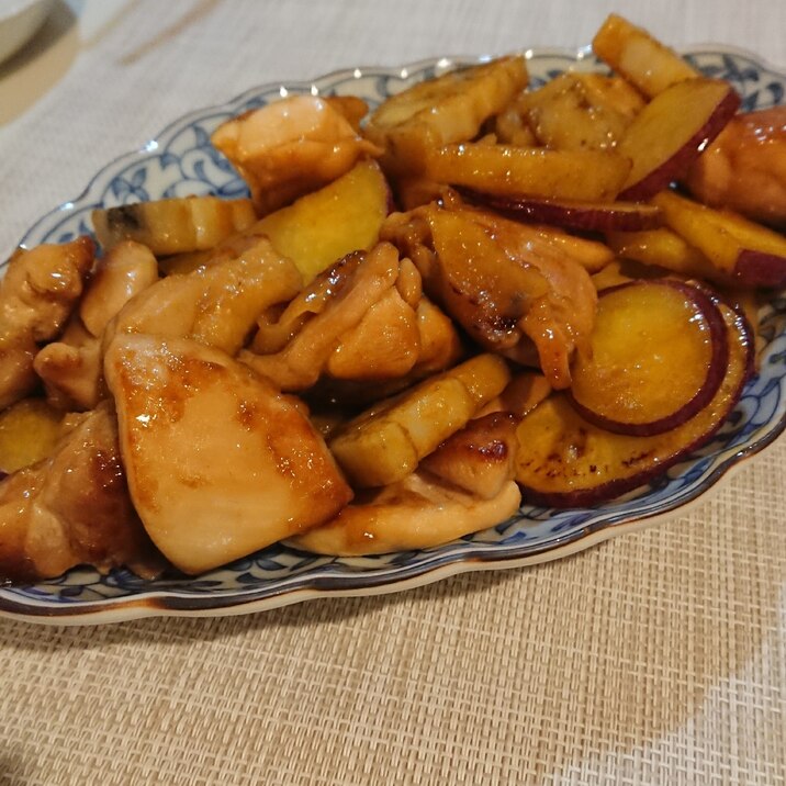 さつまいもとレンコンと鶏肉のさっぱり炒め